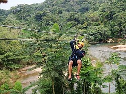 Ziplining San Ignacio