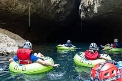Rainforest Zipline and Cave Tubing With Lunch Belize